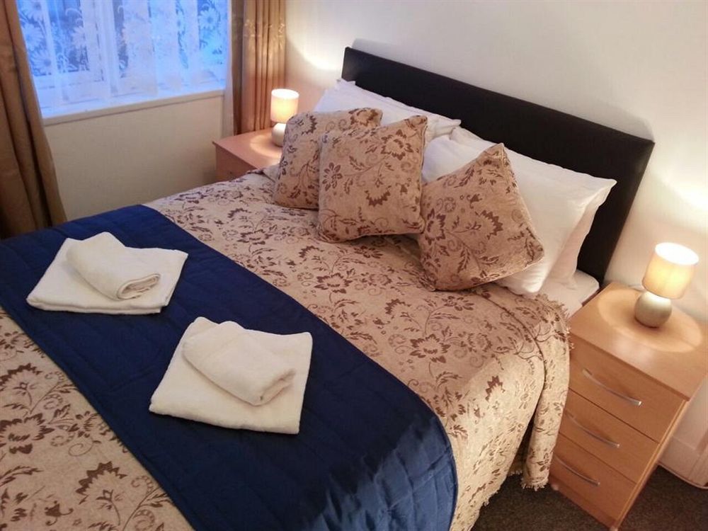 Metro House Star Accommodation Лондон Экстерьер фото