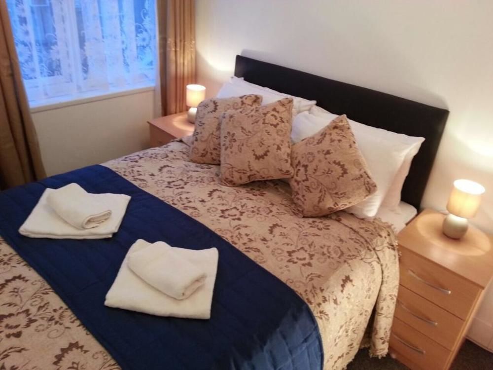 Metro House Star Accommodation Лондон Экстерьер фото