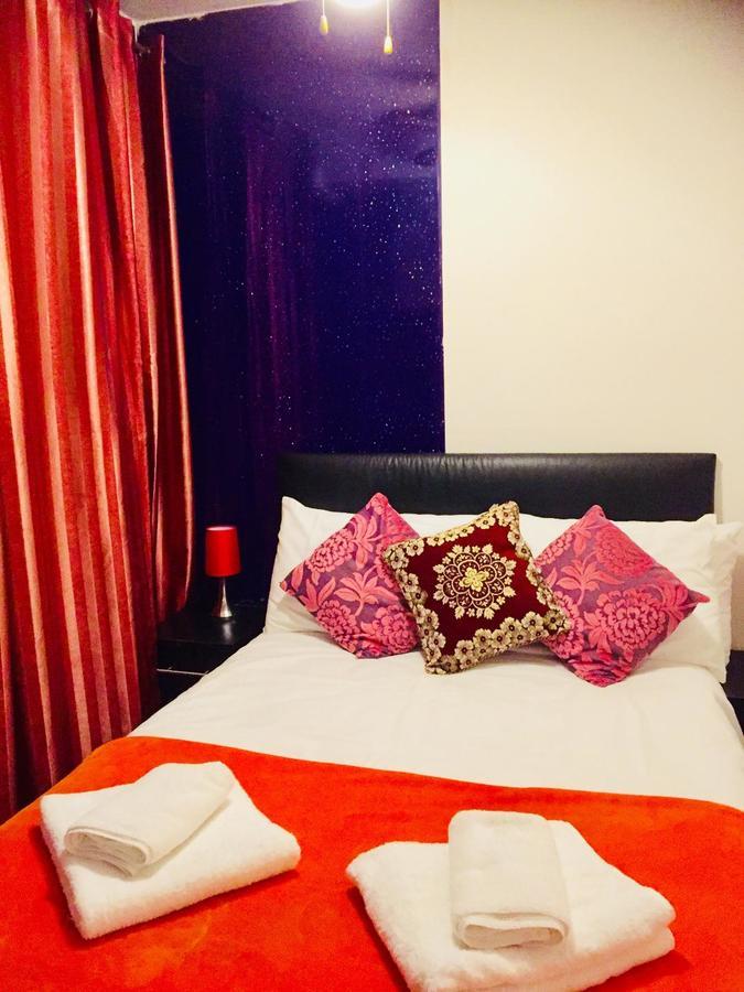 Metro House Star Accommodation Лондон Экстерьер фото