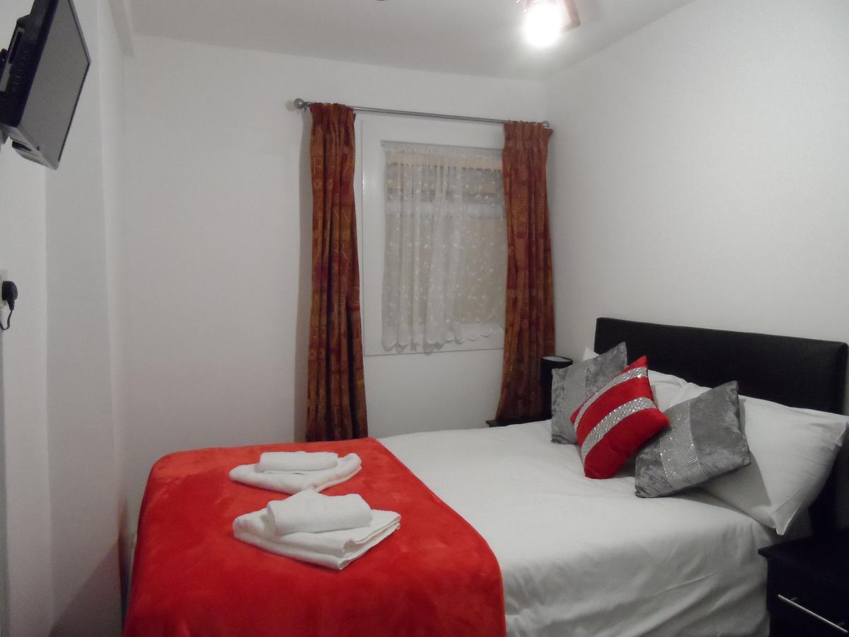 Metro House Star Accommodation Лондон Экстерьер фото